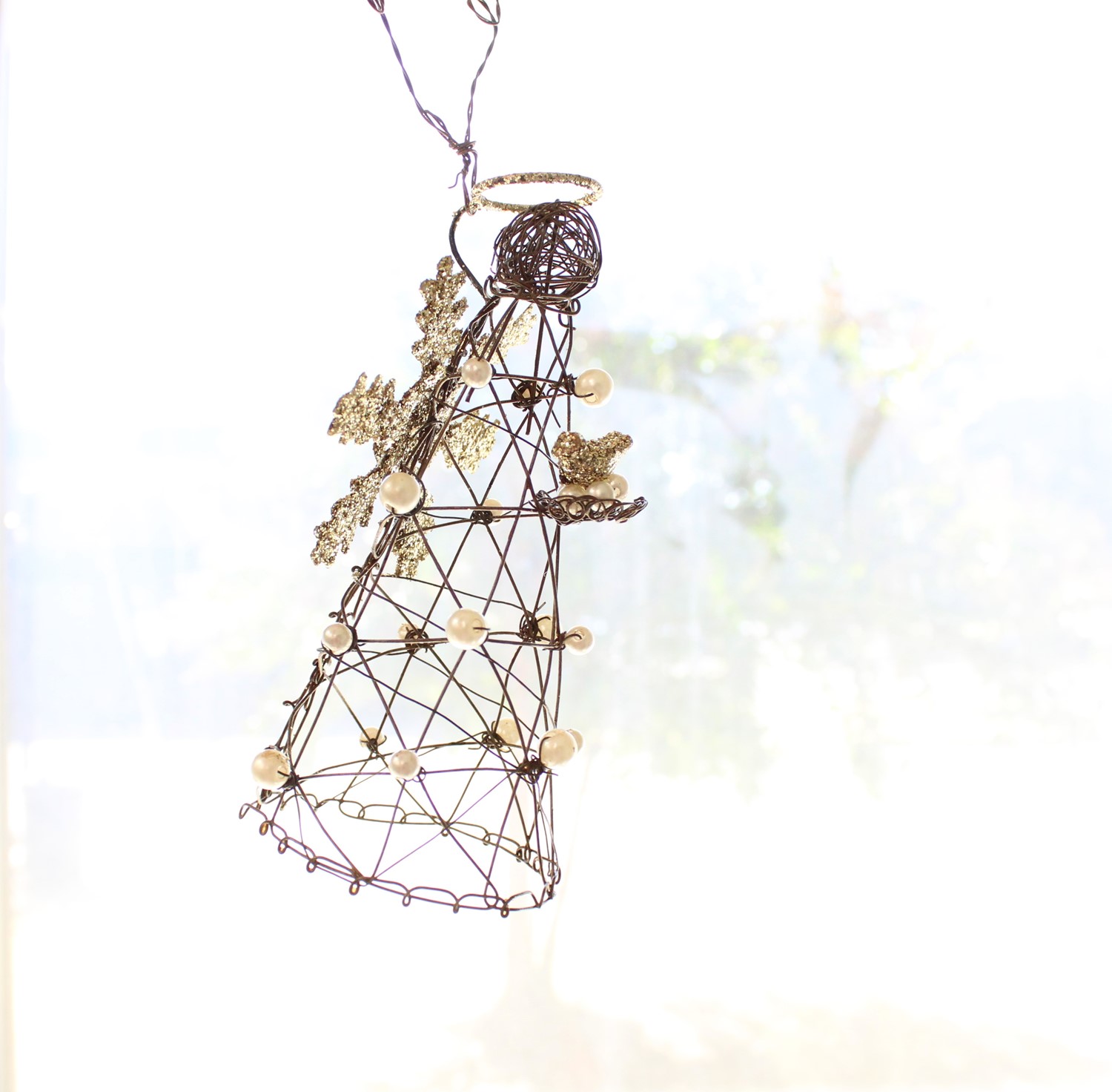 6" Wire Snowflake Angel with Pearls, Ornament JM86540