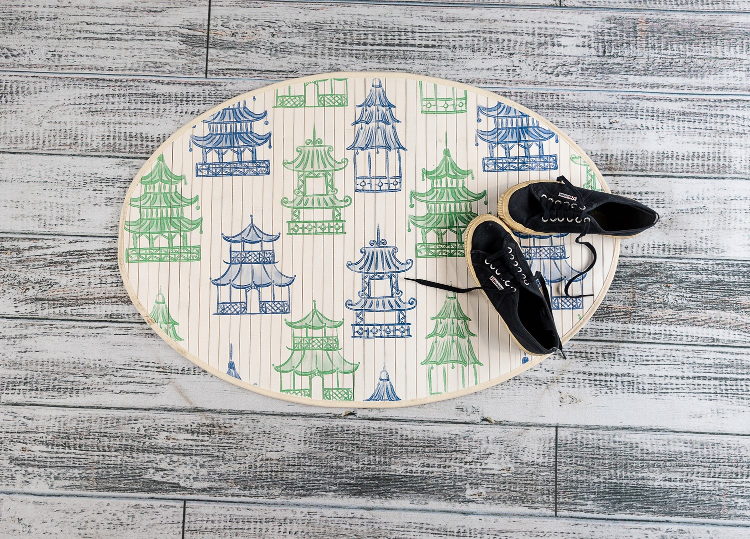 35x 24" Oval Bamboo Mat, Blue & Green Pagoda ©Patty Rybolt PR1005
