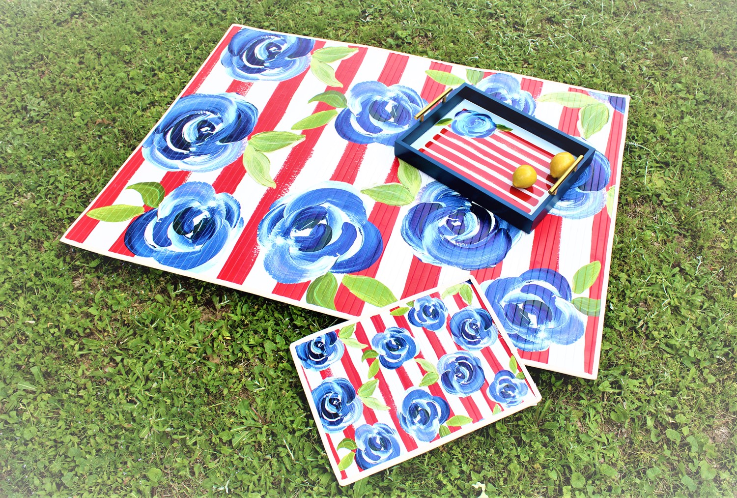 47x35" Bamboo Mat, Red/White/Blue Floral Summer Celebrations ©Haley Bush HB2040