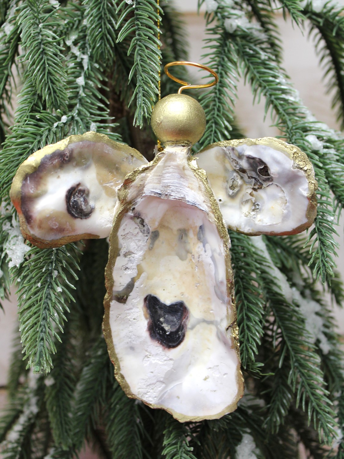 4.5x6" Large Oyster Angel Ornament, size varies CM1005