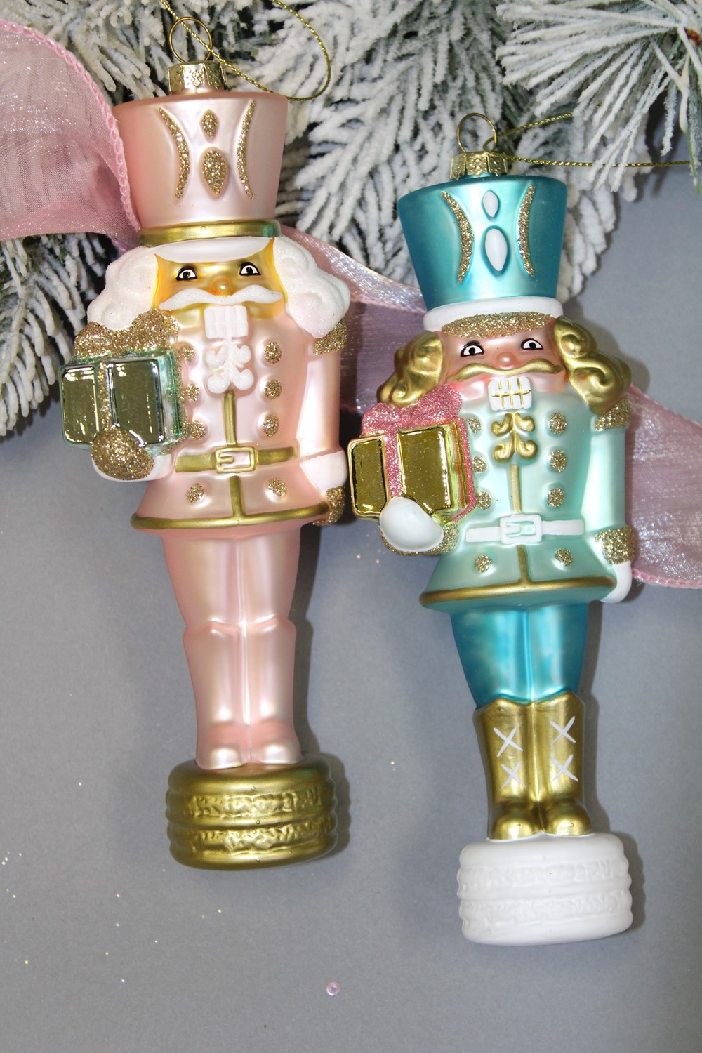 2.65x7" Glass Nutcracker Ornament, Pink/Blue, 2 assorted CM1200A