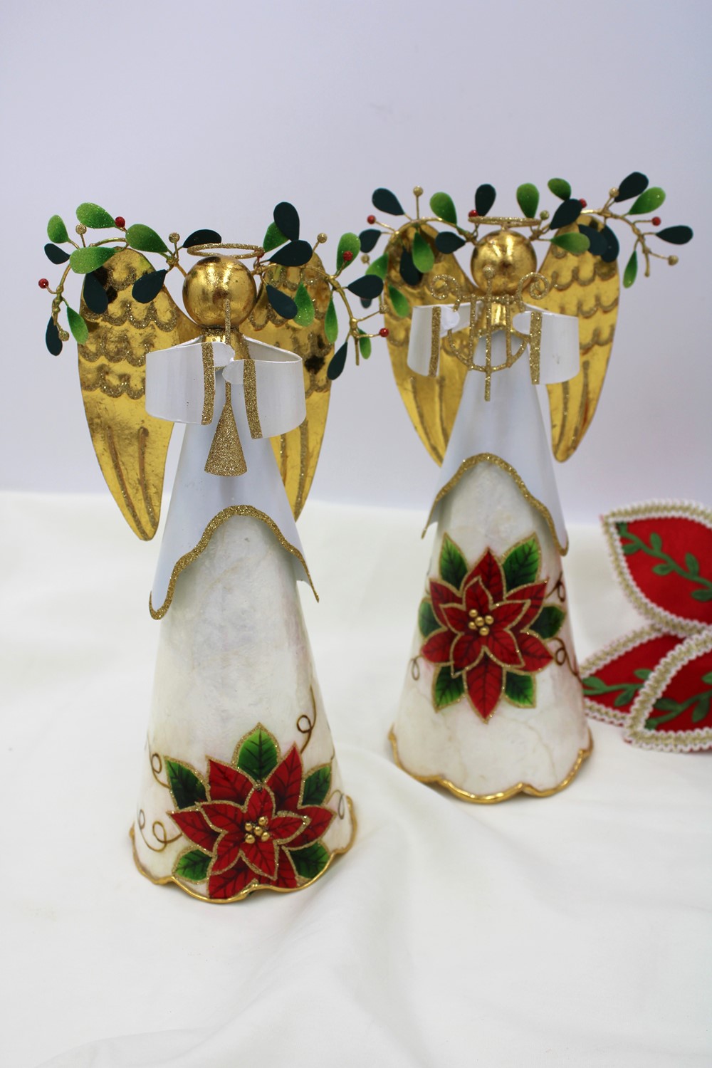 4.5x11" Capiz Angel w/ Poinsettia Design, Harp/Trumpet, 2 assorted CM1119A