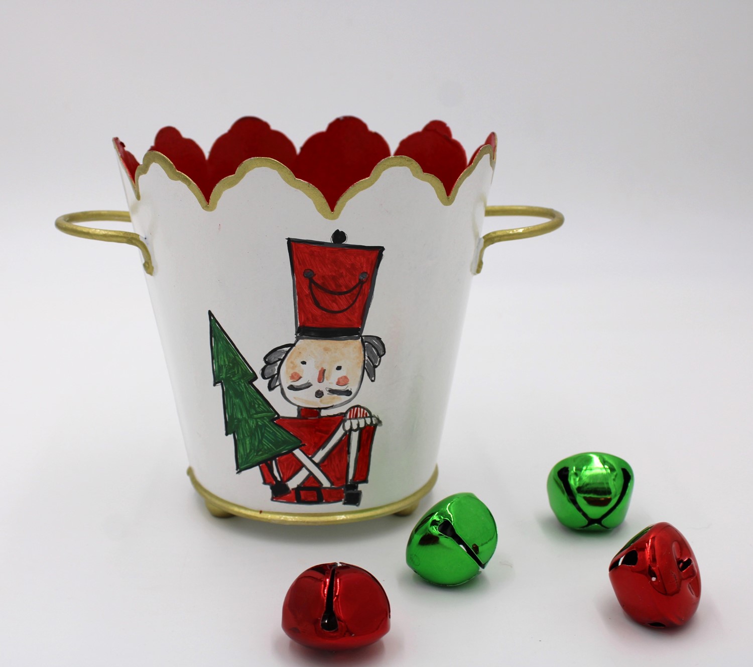 6.25x6.5" Handpainted Round Scalloped Cachepot, Toy Soldier ©Tawnya Norton TNX3008