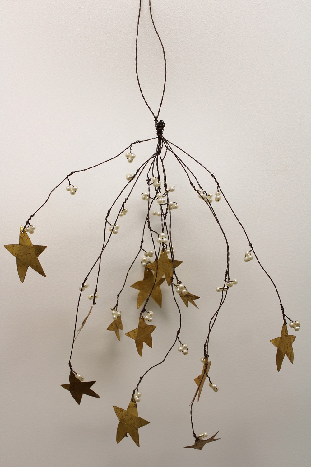 8x20" Metal Spray of Stars, Gold Leaf and Pearls JM9312