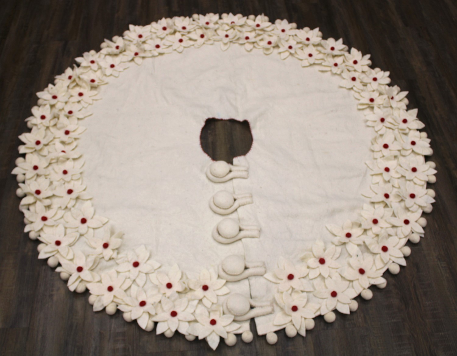 55" Handmade Wool Tree Skirt, Ivory with Poinsettieas CM1333
