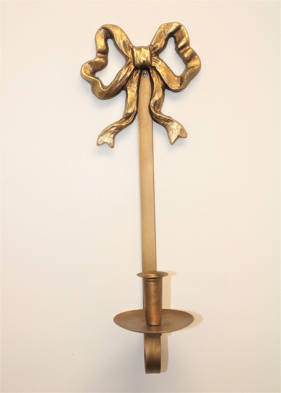 5x4x14" Iron Bow Wall Taper Holder HD7150