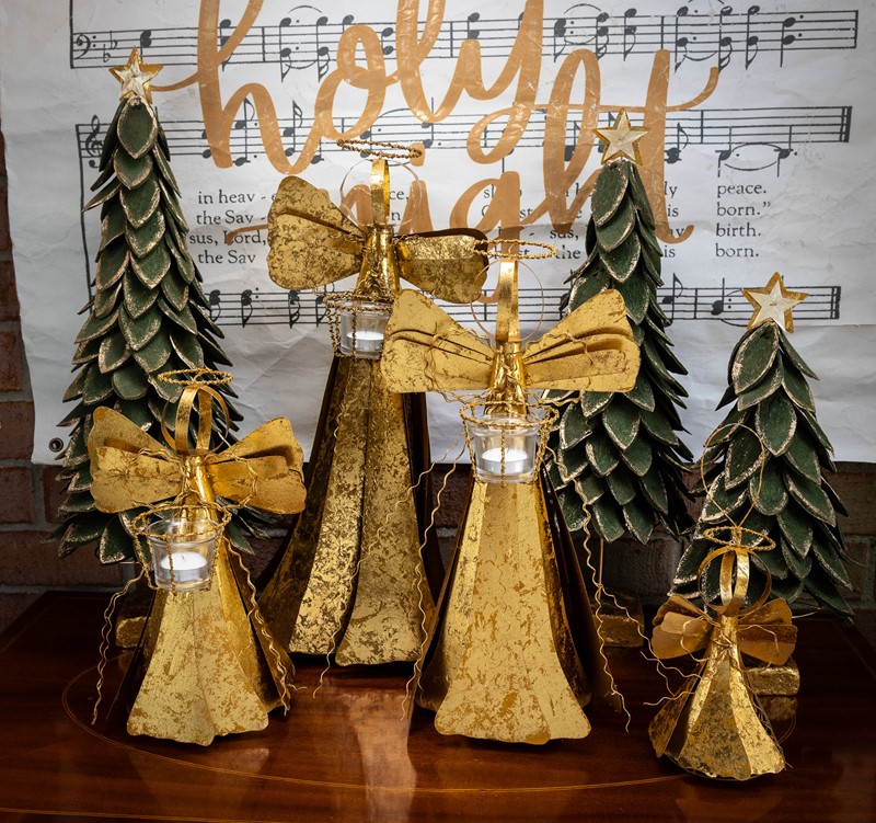 12.5" Gold Angel with Glass, Small JM14520