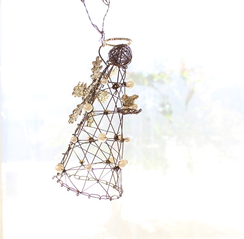6" Wire Snowflake Angel with Pearls, Ornament JM86540