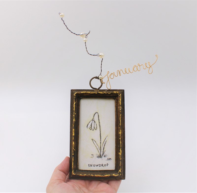 3x5" Frame with Pearls, Flower of the Month, 12 assorted ©Tawnya Norton TN2088A