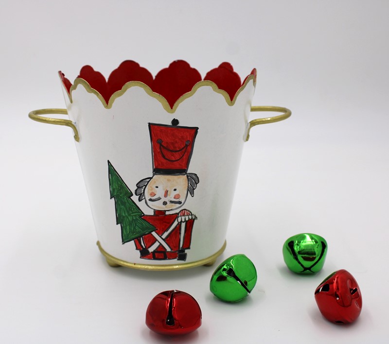 6.25x6.5" Handpainted Round Scalloped Cachepot, Toy Soldier ©Tawnya Norton TNX3008