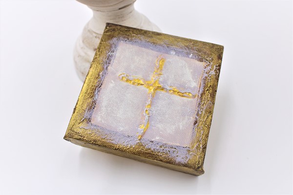 4x4" Handpainted Cross Canvas HD6091