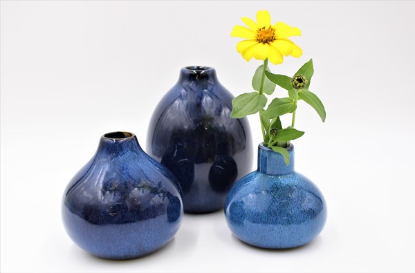 4x4" Ceramic Vase, Blue Reactive Glaze (finishes may vary) HD6403