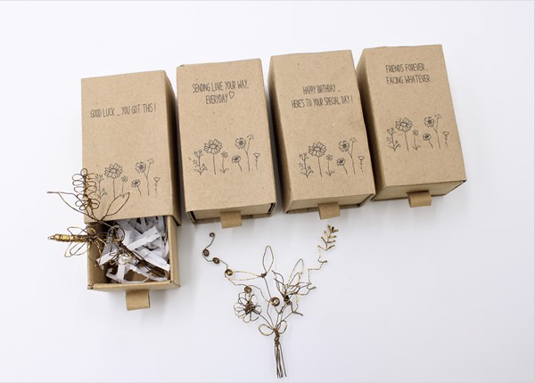 3.5" Wire Flower Bouquets in 2x4" Gift Box, 5 assorted ©Tawnya Norton TN2090A