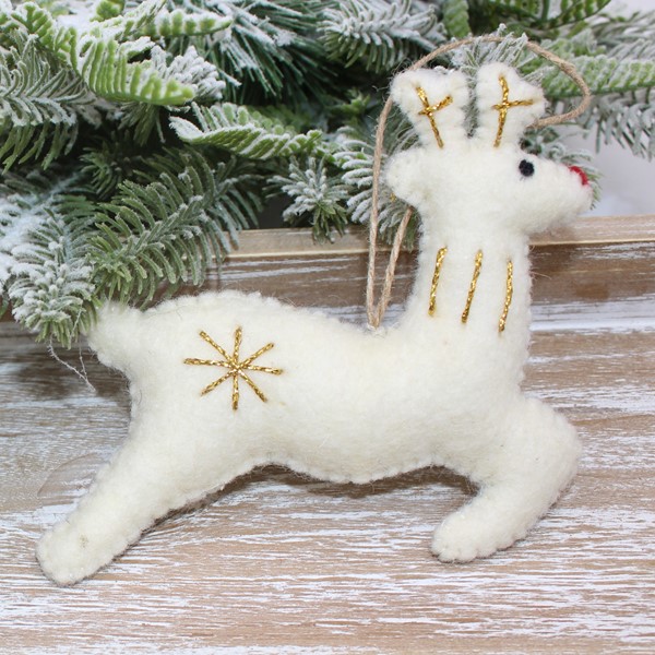 5x5" Handmade Wool Deer Ornament CM1325